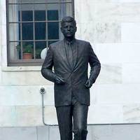 Statue of JFK: Going Places