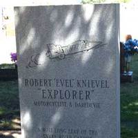 Evel Knievel's Last Jump - His Grave