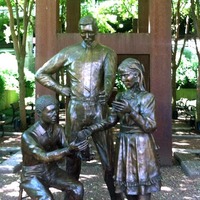 4-H Founder Statue
