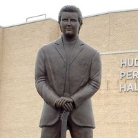 Vince Gill Statue