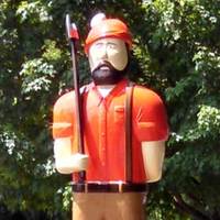 Paul Bunyan and Babe Statues