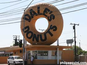 Giant doughnut on Dale's Donuts.