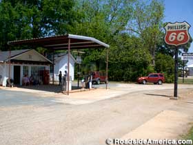 Billy Carter Gas Station Museum.