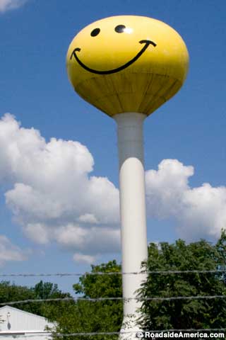 Smiley Face Water Tower, Atlanta, Illinois