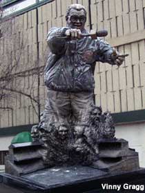 Harry Caray statue.
