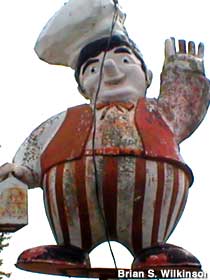 Or chubby chef statue.