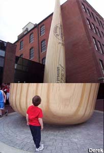 World's Largest Baseball Bat.
