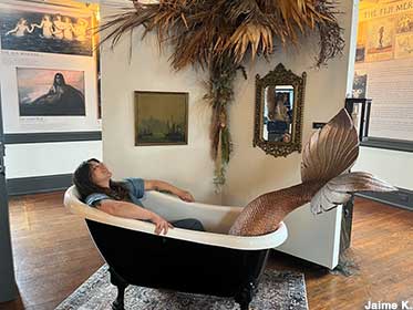 Tub time at the Mermaid Museum.
