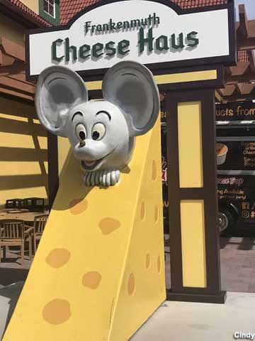 Cheese mouse.