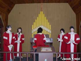 Faith Chapel mannequin choir.