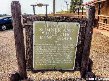 Sign for Billy the Kid's Grave.
