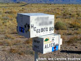 Alien Mailbox.