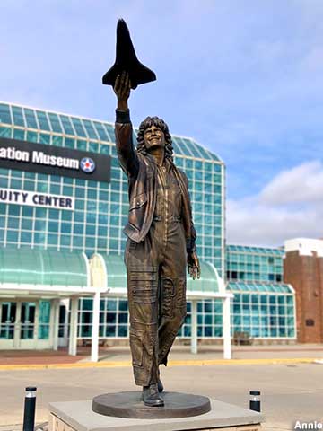 Sally Ride Statue.