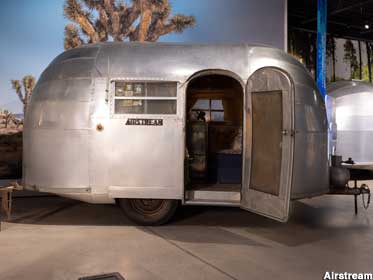 1948 Wee Wind: the smallest Airstream of its time.