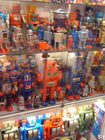 Toy Robot Museum.