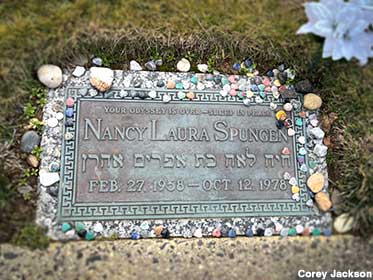 Grave marker of Nancy Spungen.