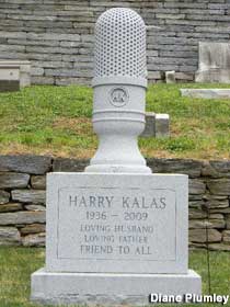 Harry Kalas microphone grave.