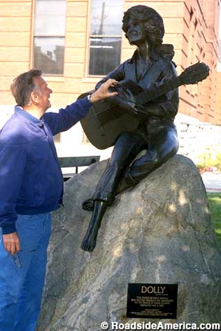 Dolly Parton Statue, Sevierville, Tennessee