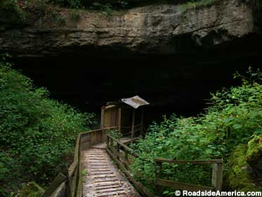 Organ Cave.