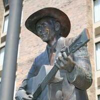 Hank Williams Statue