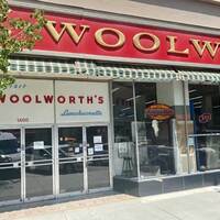 Last Woolworth's Luncheonette