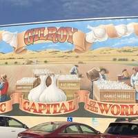 Garlic Capital of the World Mural