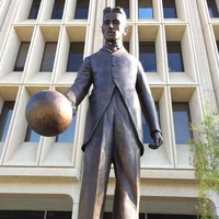 Statue of Nikola Tesla