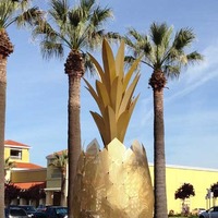 Big Mall Pineapples