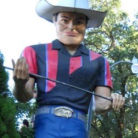 Muffler Man: Cowboy Willy