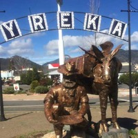 Yreka Sign and Metal Miner Statues