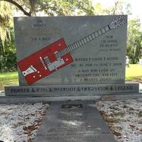 Grave of Bo Diddley
