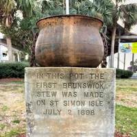 Original Brunswick Stew Pot
