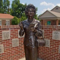 Lois Lane in Bronze