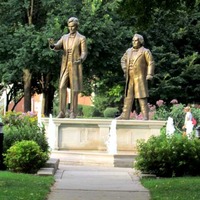 Lincoln vs. Douglas Fountain