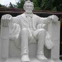 World's 2nd Largest Seated Lincoln