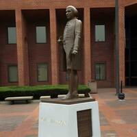 Statue of John Hanson, First U.S. President