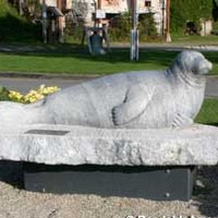 Andre the Seal Statue