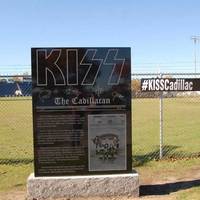 Monument to KISS