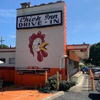 Chick Inn Drive-In - Carhops