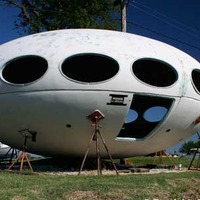 Flying Saucer - Futuro House