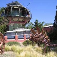 Bug House - Spaceship House