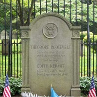 Graves of Teddy and First Lady Edith Roosevelt
