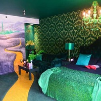 Roxbury Motel: Pop Theme Rooms