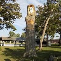 Tree Carving of World's Oldest Traffic Light