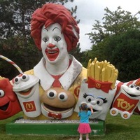 Giant, Strange Ronald McDonald