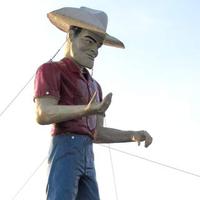 Rodeo Sam: Muffler Man Cowboy