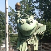 Statue of Liberfrog