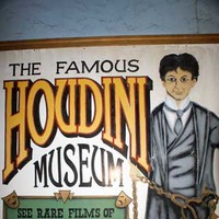 Harry Houdini Museum