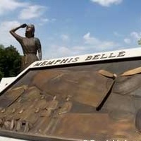 Statue of Memphis Belle