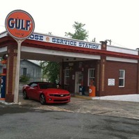 1930 Gulf Gas Station